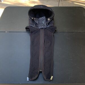Lululemon Dickie Black Lace/Fleece Hood